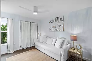 319 Bearded Oaks Cir, Sarasota, FL 34232 - Photo 22