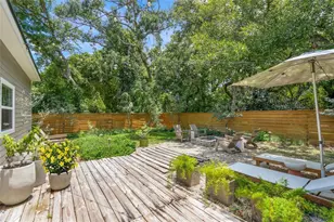 319 Bearded Oaks Cir, Sarasota, FL 34232 - Photo 40