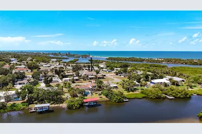 Lemon Bay Drive, Venice, FL 34293 - Photo 6