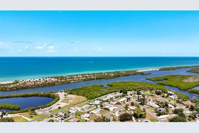 Lemon Bay Drive, Venice, FL 34293 - Photo 22
