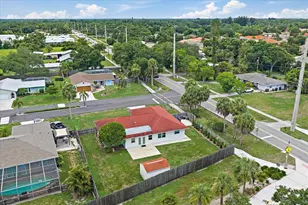 4378 Meadowland Cir, Sarasota, FL 34233 - Photo 40