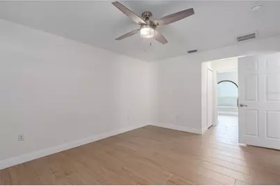 9206 31st Street Court E, Parrish, FL 34219 - Photo 8