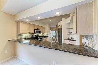4936 Linsey Court, Sarasota, FL 34243 - Photo 12