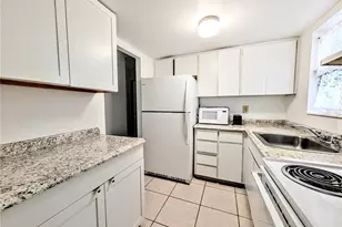 5872 Easy St, Bradenton, FL 34207 - Photo 2
