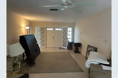 7102 W Country Club Drive N, Sarasota, FL 34243 - Photo 8