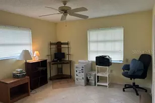 7102 W Country Club Dr N, Sarasota, FL 34243 - Photo 18