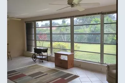 7102 W Country Club Drive N, Sarasota, FL 34243 - Photo 10