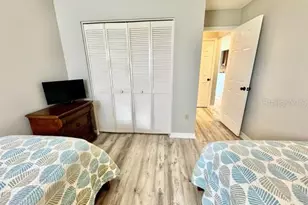5753 Avista Dr, Sarasota, FL 34243 - Photo 36