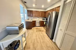 5753 Avista Dr, Sarasota, FL 34243 - Photo 24
