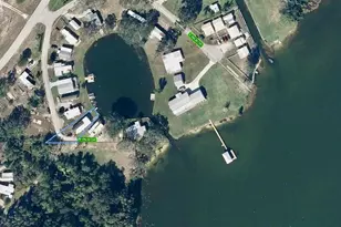 16 W Palm Cir, Lake Placid, FL 33852 - Photo 2
