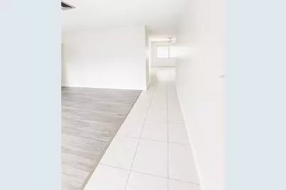 2428 Linwood Drive, Sarasota, FL 34232 - Photo 4