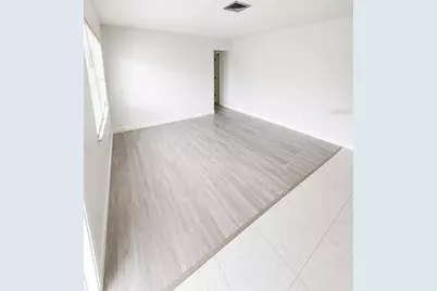 2428 Linwood Drive, Sarasota, FL 34232 - Photo 2