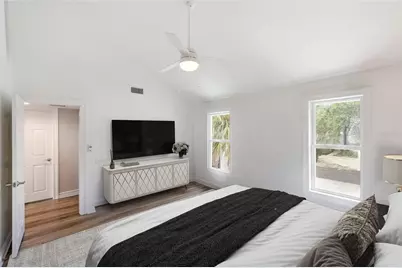 5121 Oxford Drive, Sarasota, FL 34242 - Photo 18