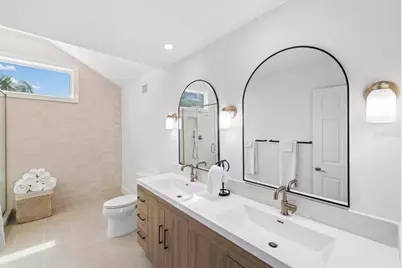 5121 Oxford Drive, Sarasota, FL 34242 - Photo 30