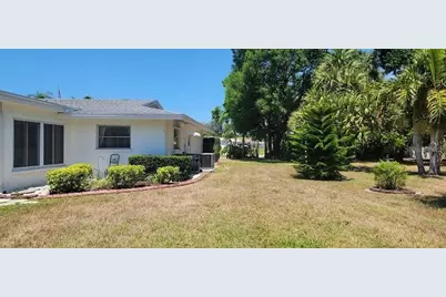 6307 Fordham Place, Bradenton, FL 34207 - Photo 4