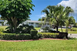 6307 Fordham Pl, Bradenton, FL 34207 - Photo 2