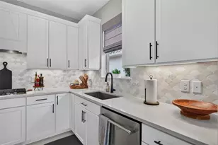 10004 Coral Shr Dr, Englewood, FL 34223 - Photo 34