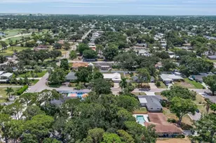 1808 49th St W, Bradenton, FL 34209 - Photo 8