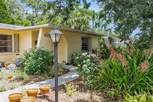 1808 49th St W, Bradenton, FL 34209 - Photo 2