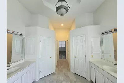 8427 Sailing Loop, Lakewood Ranch, FL 34202 - Photo 32