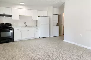 219 21st St E, Bradenton, FL 34208 - Photo 4