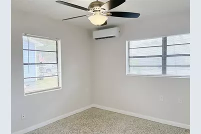 219 21st Street E #B, Bradenton, FL 34208 - Photo 12