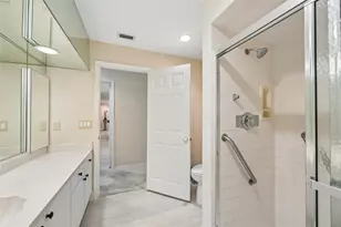 3646 Glen Eagle Dr, Sarasota, FL 34238 - Photo 32