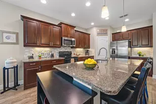 4716 Creekridge Ct, Bradenton, FL 34203 - Photo 10