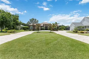 15415 Mulholland Rd, Parrish, FL 34219 - Photo 2