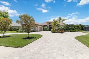 15415 Mulholland Rd, Parrish, FL 34219 - Photo 4