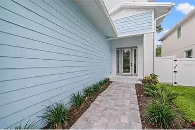 1647 Siesta Drive, Sarasota, FL 34239 - Photo 6