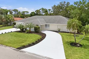 3900 Torrey Pines Blvd, Sarasota, FL 34238 - Photo 4