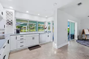 3900 Torrey Pines Blvd, Sarasota, FL 34238 - Photo 20
