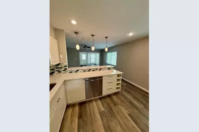 2716 Blossom Drive, Sarasota, FL 34239 - Photo 2