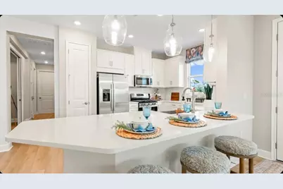 7519 Moonbeam Avenue, Sarasota, FL 34241 - Photo 4