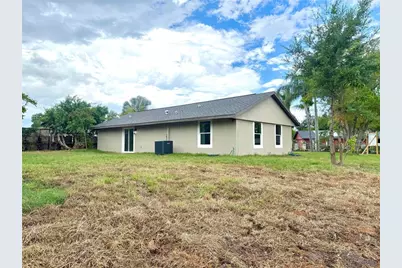 1427 Murillo Loop, Ruskin, FL 33570 - Photo 4