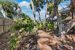 5451 Shadow Lawn Dr, Sarasota, FL 34242 - Photo 56