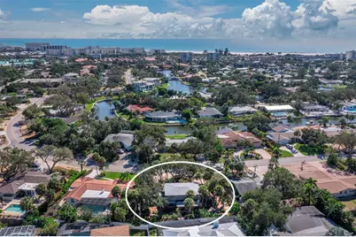 5451 Shadow Lawn Drive, Sarasota, FL 34242 - Photo 2