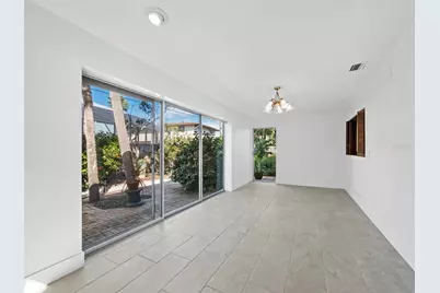 5451 Shadow Lawn Drive, Sarasota, FL 34242 - Photo 24