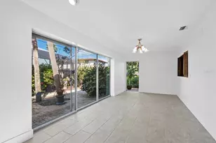 5451 Shadow Lawn Dr, Sarasota, FL 34242 - Photo 24
