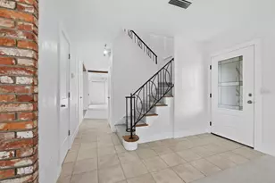 5451 Shadow Lawn Dr, Sarasota, FL 34242 - Photo 14
