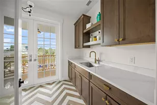 525 68th St, Holmes Beach, FL 34217 - Photo 26