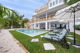 525 68th St, Holmes Beach, FL 34217 - Photo 54