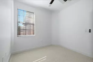 4224 Via Piedra Cir, Sarasota, FL 34233 - Photo 28