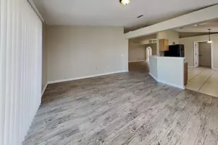 15955 Wilkinson Dr, Clermont, FL 34714 - Photo 2