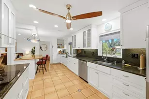 3504 Brookline Dr, Sarasota, FL 34239 - Photo 8
