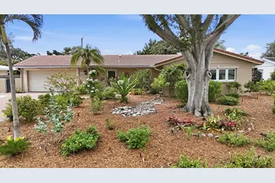 3504 Brookline Drive, Sarasota, FL 34239 - Photo 2