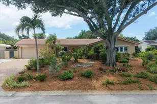3504 Brookline Dr, Sarasota, FL 34239 - Photo 1