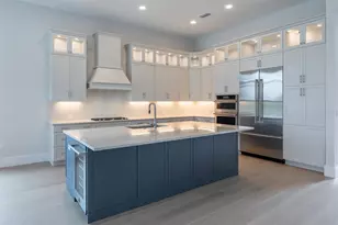 257 Blue Pearl Ct, Sarasota, FL 34240 - Photo 2
