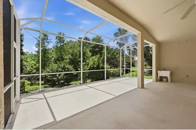 8492 Idlewood Court, Lakewood Ranch, FL 34202 - Photo 10